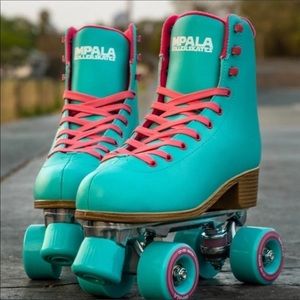 Aqua impala roller skates